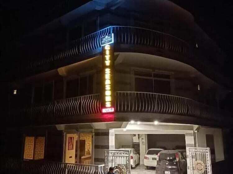 City Seasons Hotel Murree