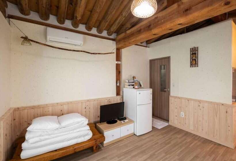 Danyang Haru Hanok Pension