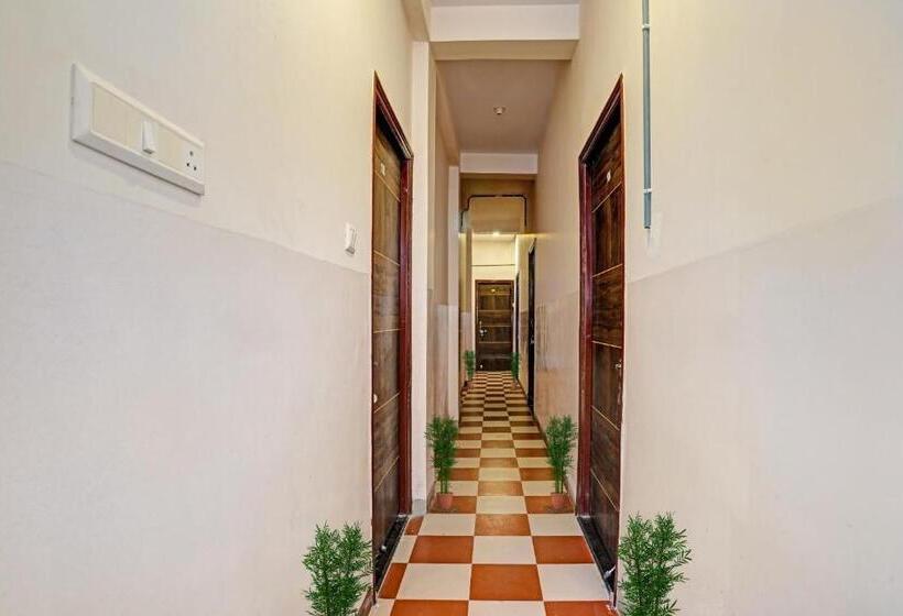 Flagship Hotel Saksham