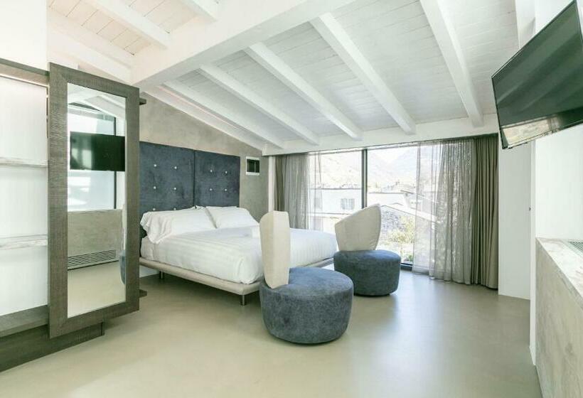 فندق Domus Cavour Rooms&suites