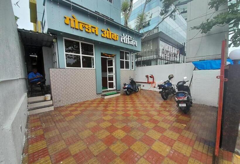 호텔 Golden Oak Lodging By Wb Inn