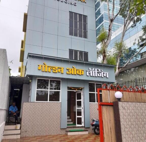 호텔 Golden Oak Lodging By Wb Inn