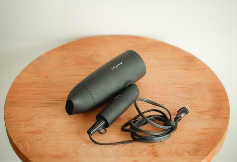 Otel Lazuli Hiroshima  & Lounge  Vacation Stay 85718v