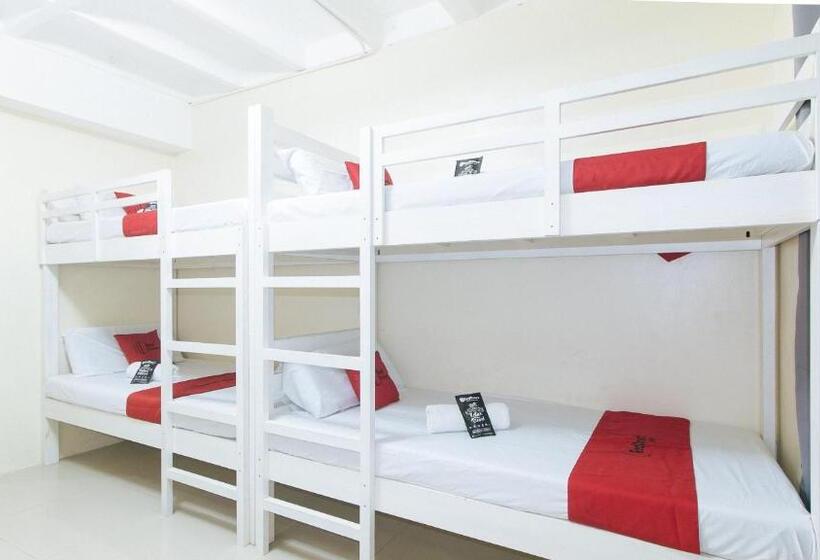 هتل Reddoorz @ Insular Square Mandaue City