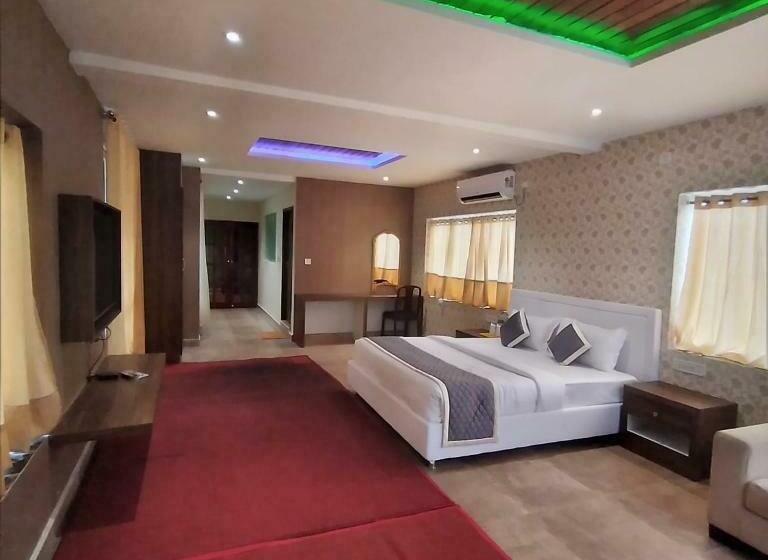 ホテル Montecarlo