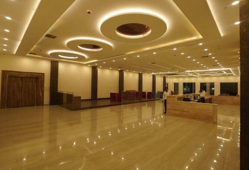 Отель Seven Hills