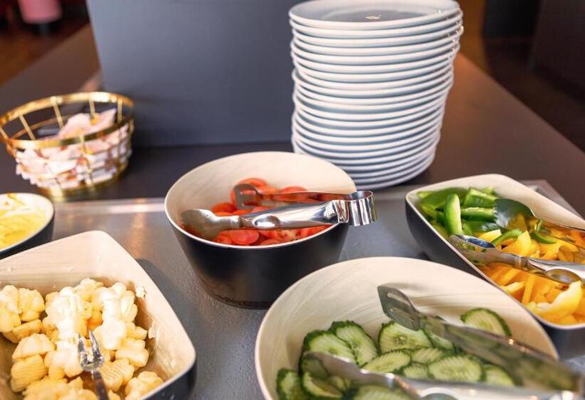 Meininger Hotel Dresden Zentrum