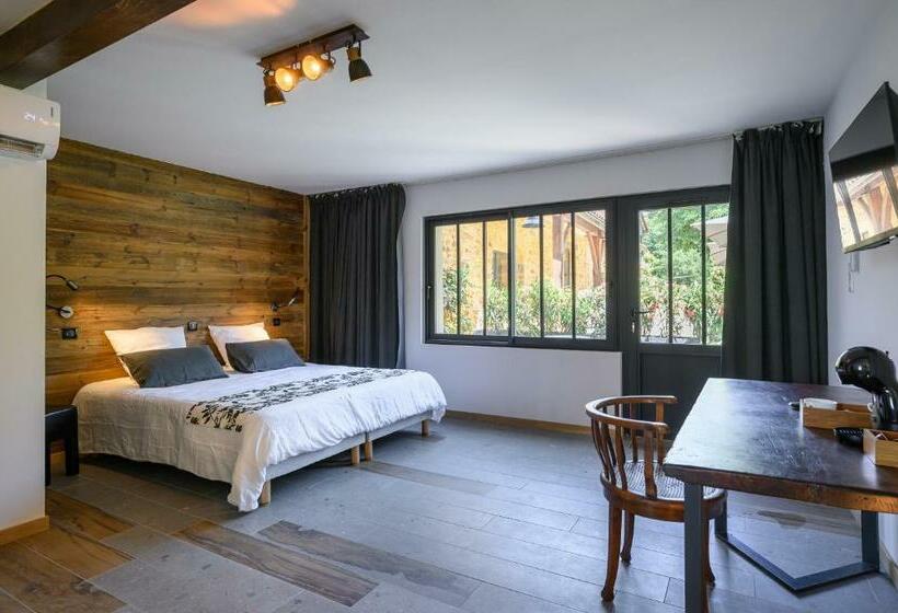 Пансион Domaine Du Bugassou, Chambres, Table D Hôtes & Spa