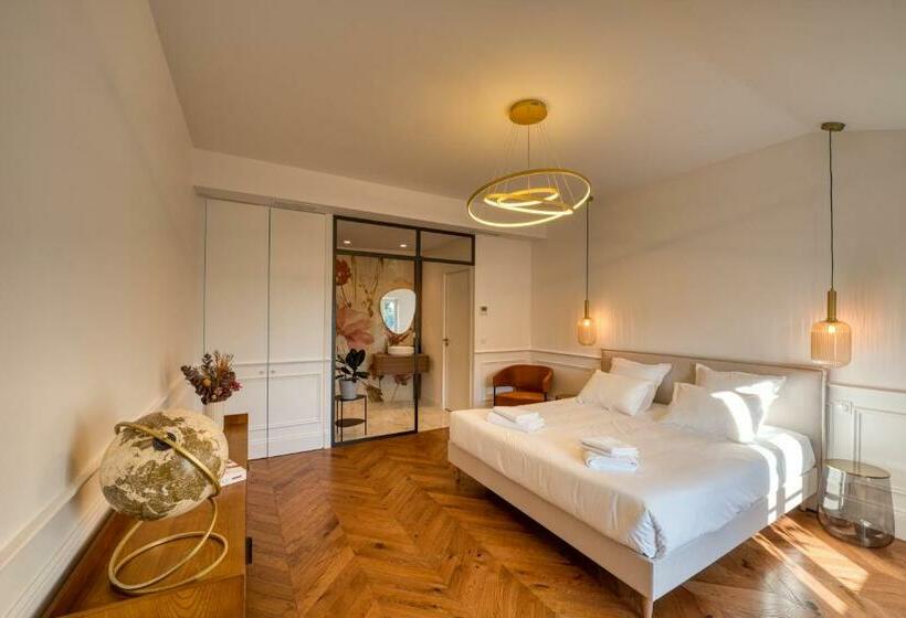 ペンション L Iris De Suse