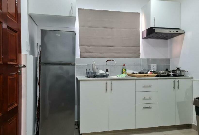 Пансион Oyster Guest House