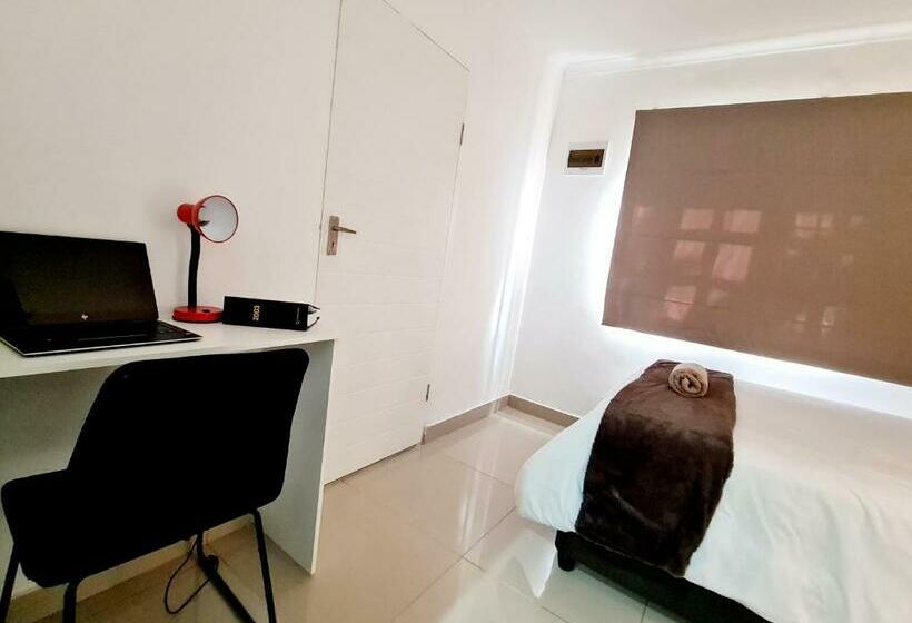 Пансион Oyster Guest House