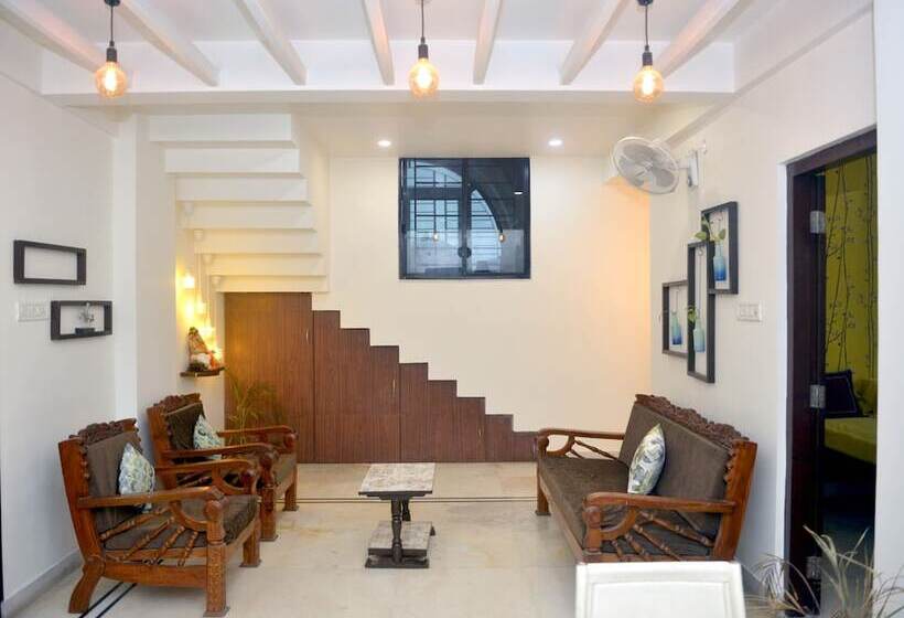 پانسیون Paradise Homestay Civil Lines