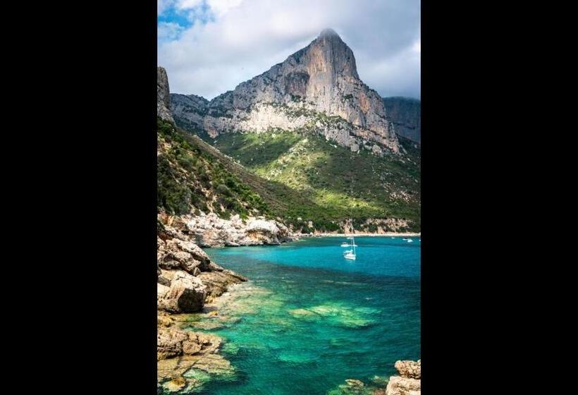 پانسیون Room In Guest Room Super Comfort Room In Sardinia Italy