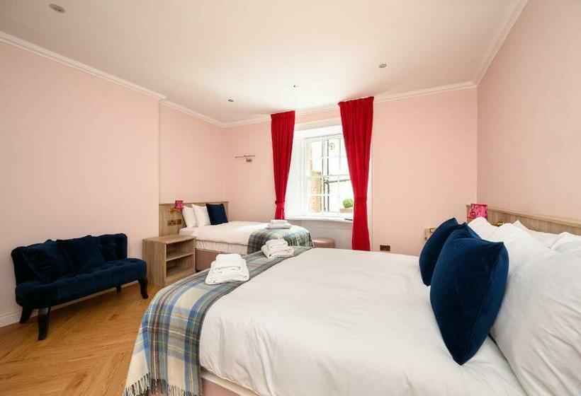 הוסטל Quiet And Spacious Family Room