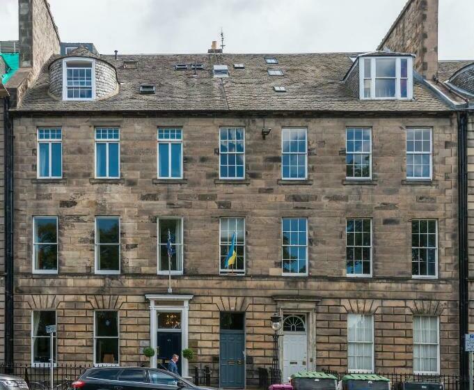 הוסטל Quiet And Spacious Family Room