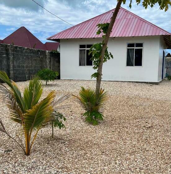 تختخواب و صبحانه Amos House