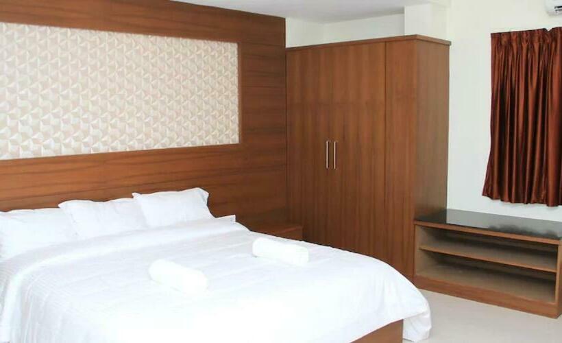 호텔 A And M Rooms And Residences