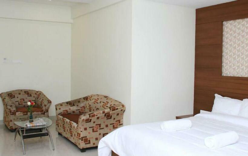 호텔 A And M Rooms And Residences