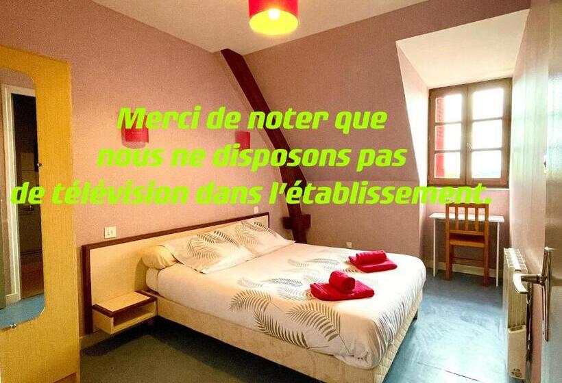 בית מלון כפרי Auberge Le Beaulieu  Cantal