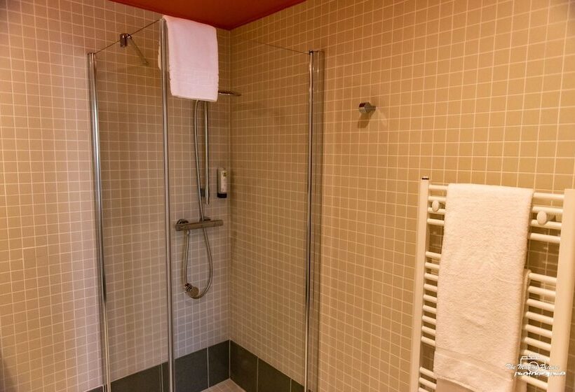 ホテル Logis Hôtel Altitude Et Spa Pierre Percée