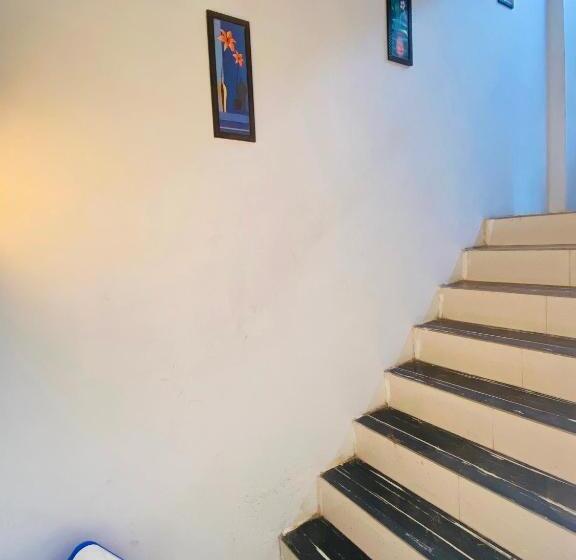 Отель Oyo 90258 Chess