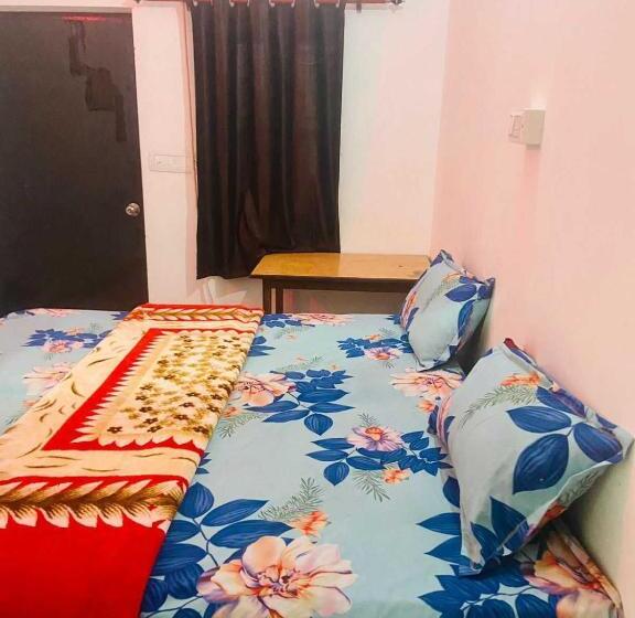 Отель Oyo 90258 Chess