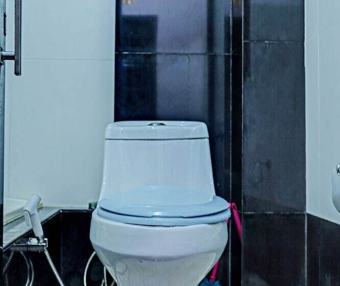 فندق Oyo 91363 Lia Stay Syariah