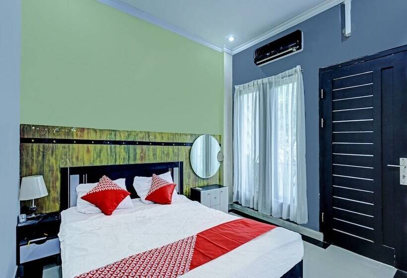 فندق Oyo 91363 Lia Stay Syariah