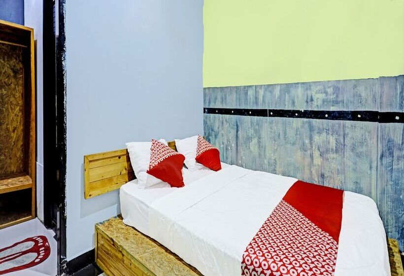 فندق Oyo 91363 Lia Stay Syariah