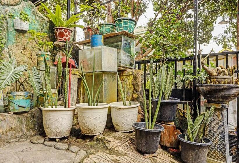 فندق Oyo 91363 Lia Stay Syariah