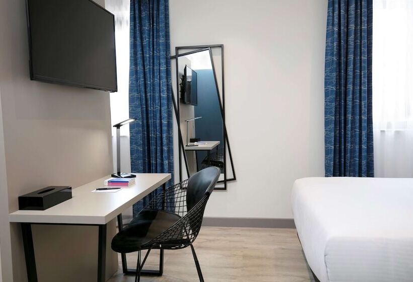 Sadie Best Western Hotel At Luton