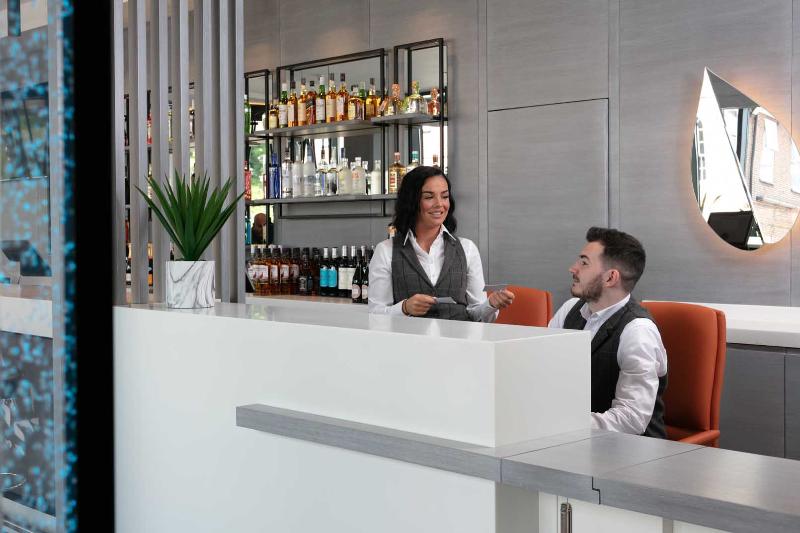 Sadie Best Western Hotel At Luton