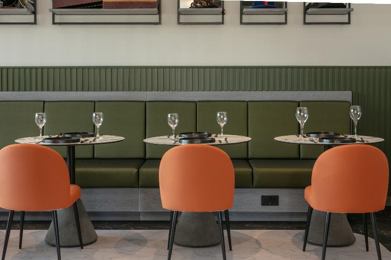 Sadie Best Western Hotel At Luton