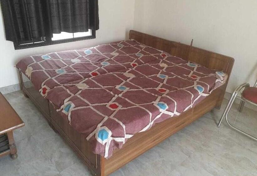 فندق Spot On Prithvi Garden