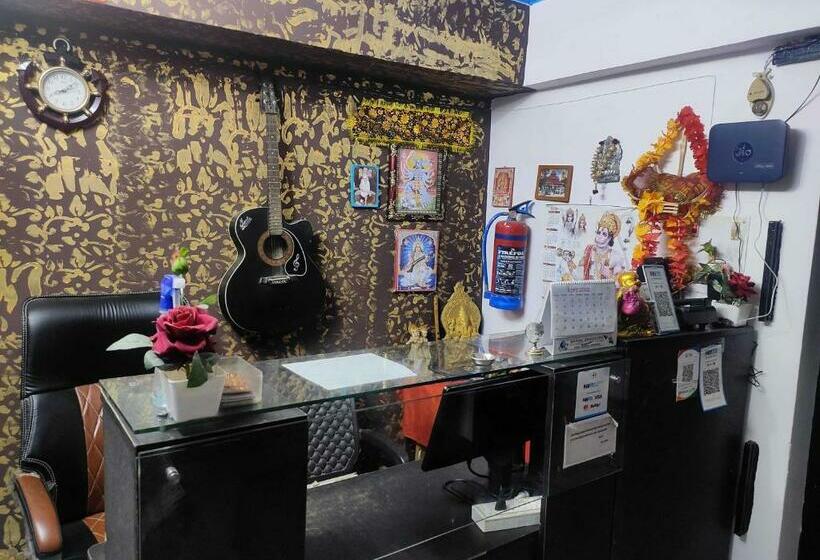 酒店 Spot On 90580 Sai Astha Guest House