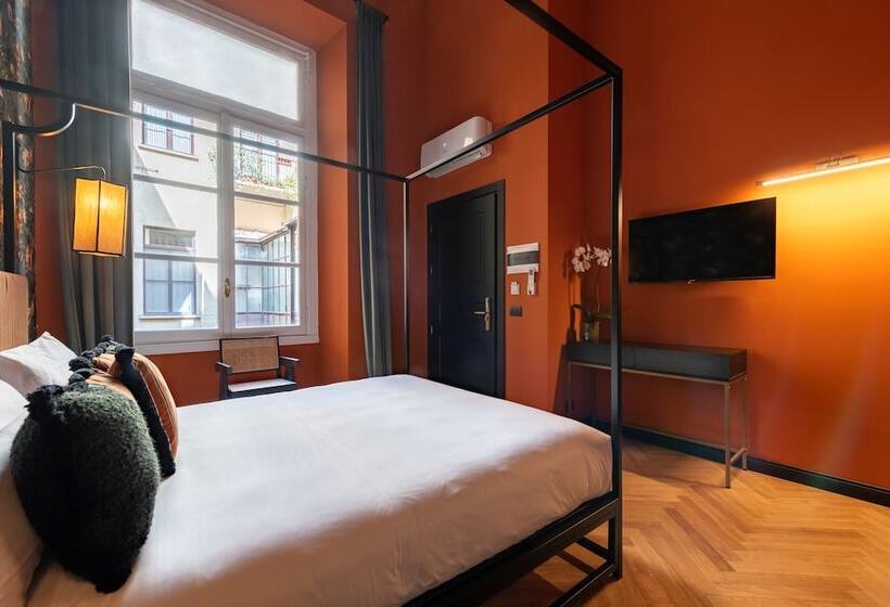 호텔 The Couper Castello