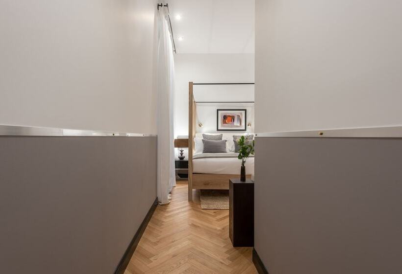 호텔 The Couper Castello