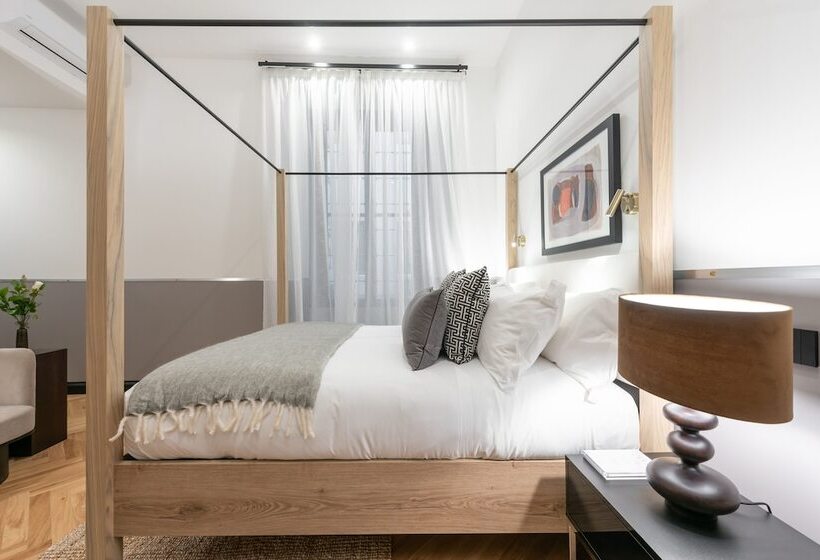 호텔 The Couper Castello