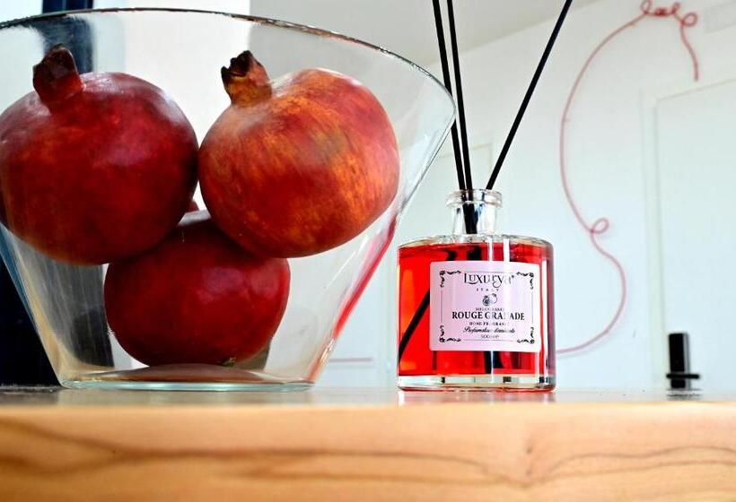 بنسيون Kore Suites&apartments