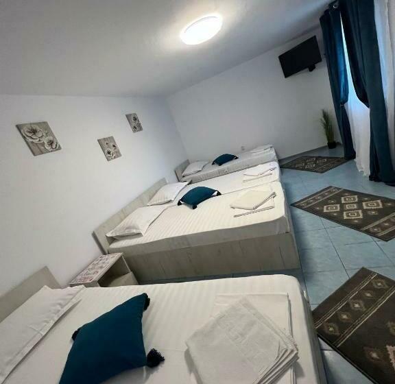 Пансион La Olteanu