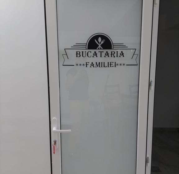 Пансион Vila De Pe Lac Amara