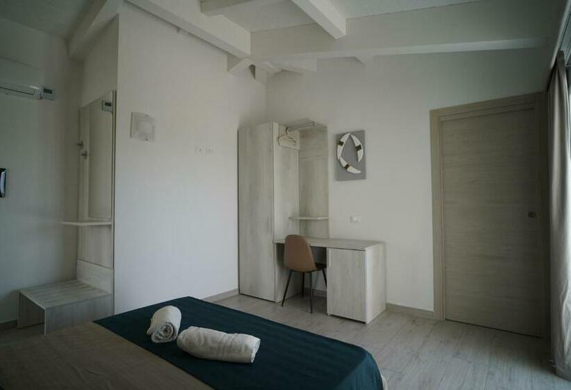 פנסיון Villa Lentischio