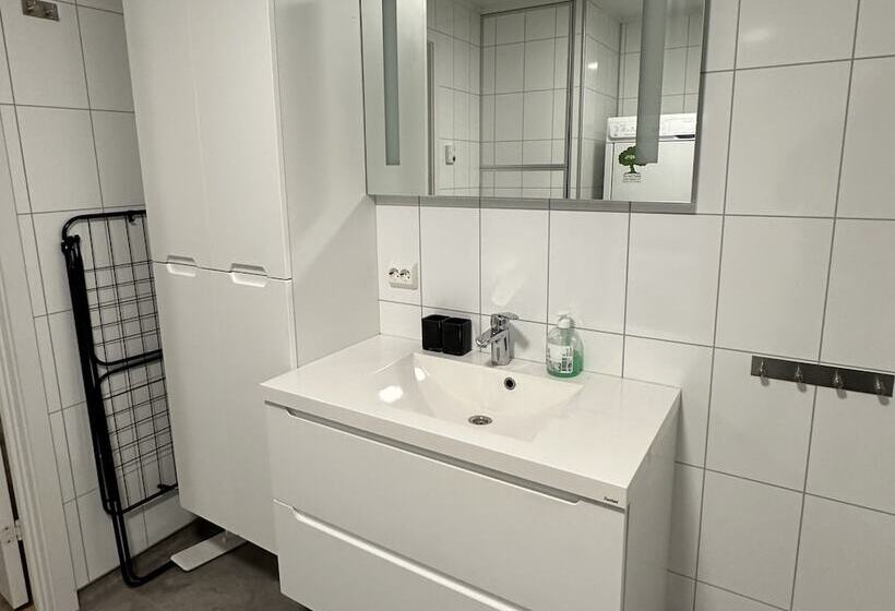 فندق صغير Lofoten Overnatting   Leknes