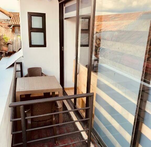 Apartamentos Plaza De La Independencia