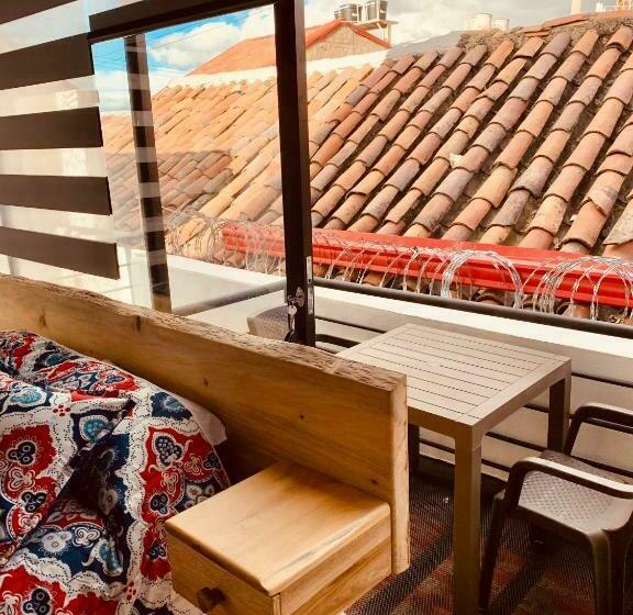 Apartamentos Plaza De La Independencia