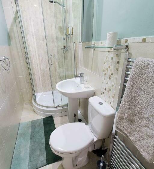 住宿加早餐  The Old Barn