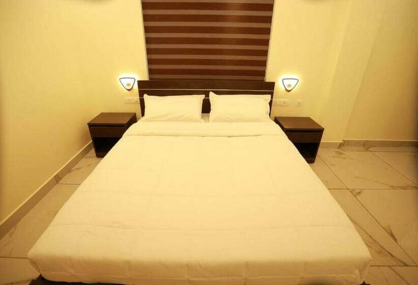 ホテル Aman Residency