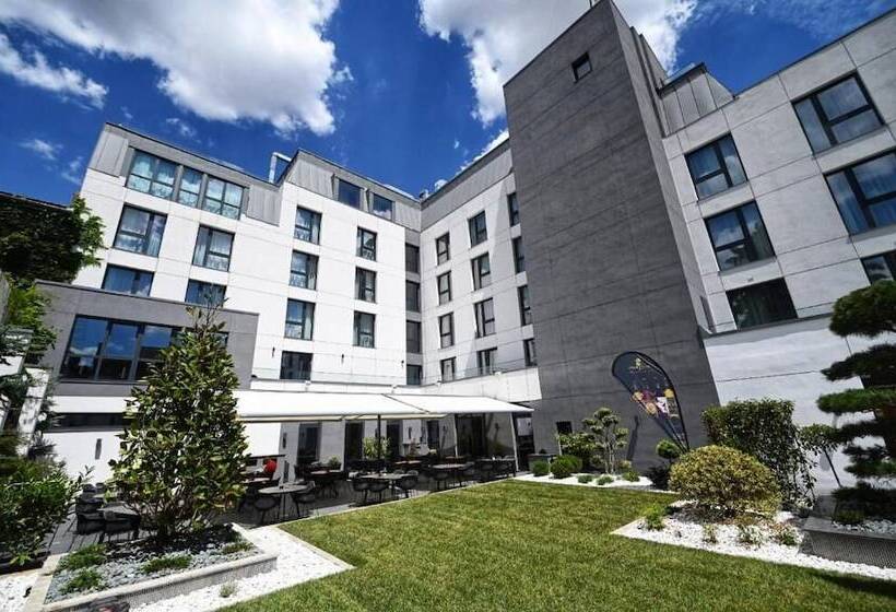 בית מלון כפרי Aniroc Signature