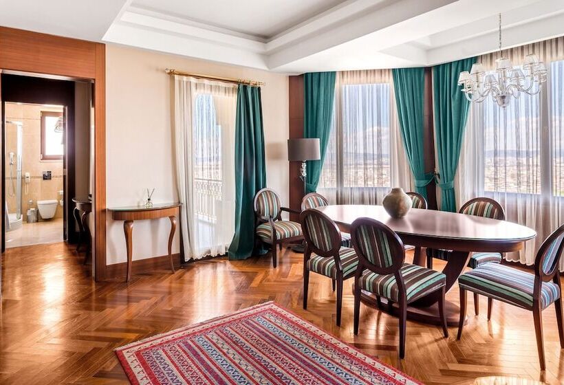هتل Atatürk Palas Thermal Spa & Convention Center