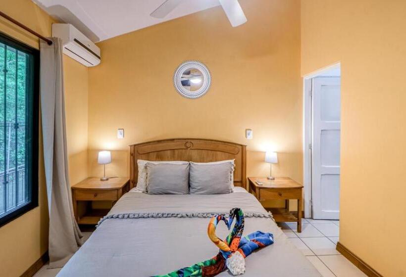 Отель Dulce La Colina 8002